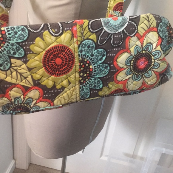 Vera Bradley Floral Purse - Picture 5 of 8